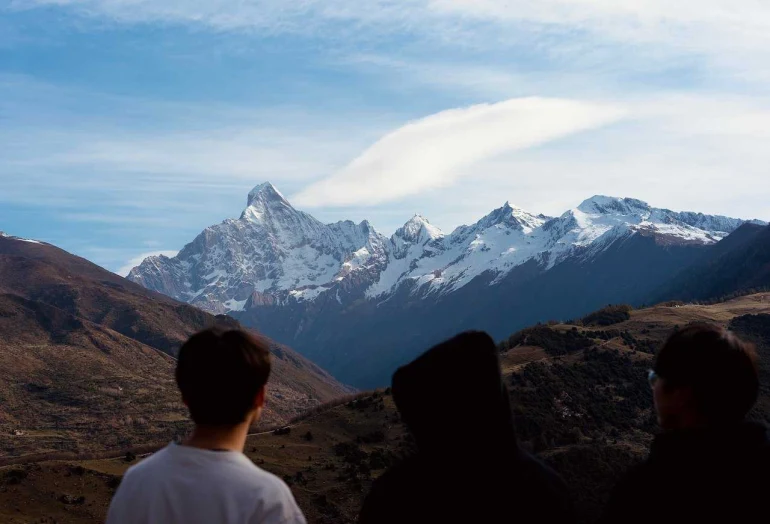 Vertige : analyse de la fin et comment la montagne crée la tension