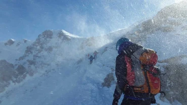 Harnais léger pour secours en crevasse : comment bien le choisir ?