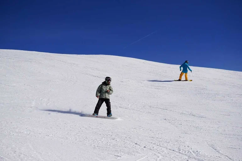 Quelle taille de snowboard choisir pour bien rider ?