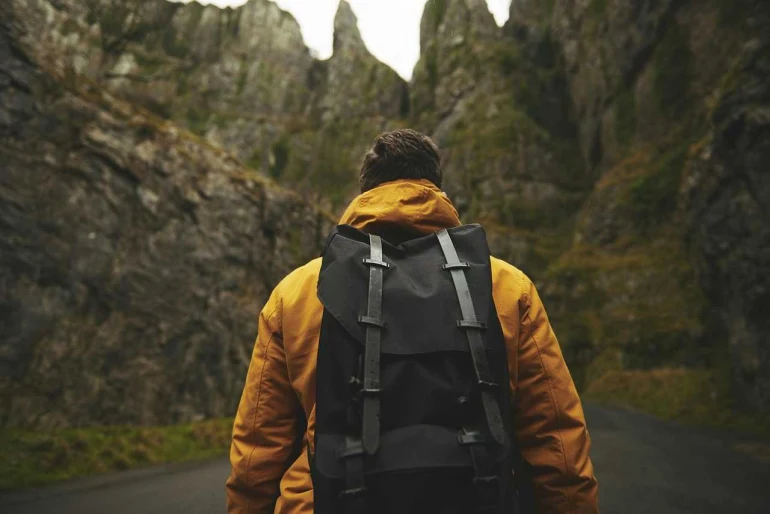 Randonnée ultralégère : comment choisir un sac à dos minimaliste sans sacrifier le confort ?