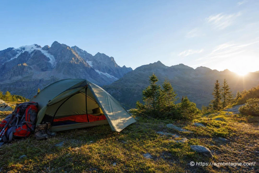 Camping à la montagne