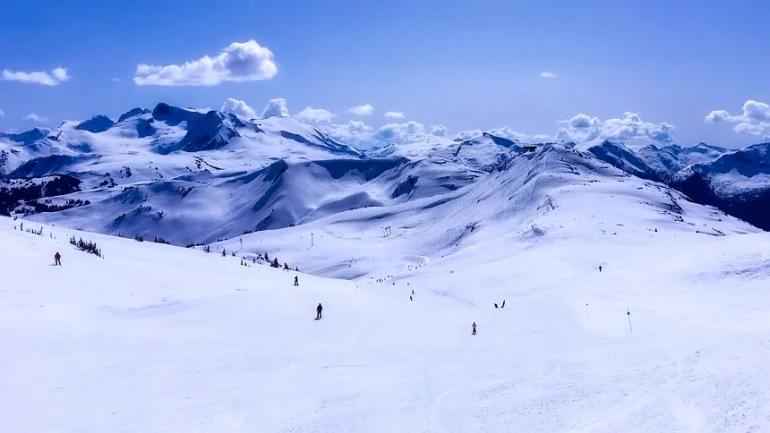3 Stations de Ski d'exception à privilégier pour des vacances au Canada